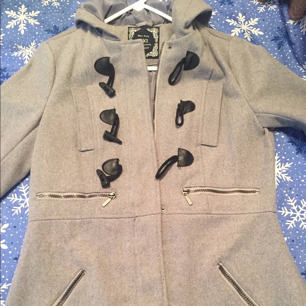 HOODED COAT